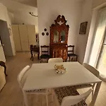La Casa Del Centro By Portofinovacanze Apartmán